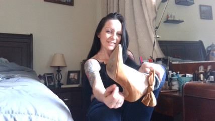 Raven Willow: Tocuri și umilință