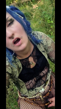 Goblingirly - Outdoor and Horny