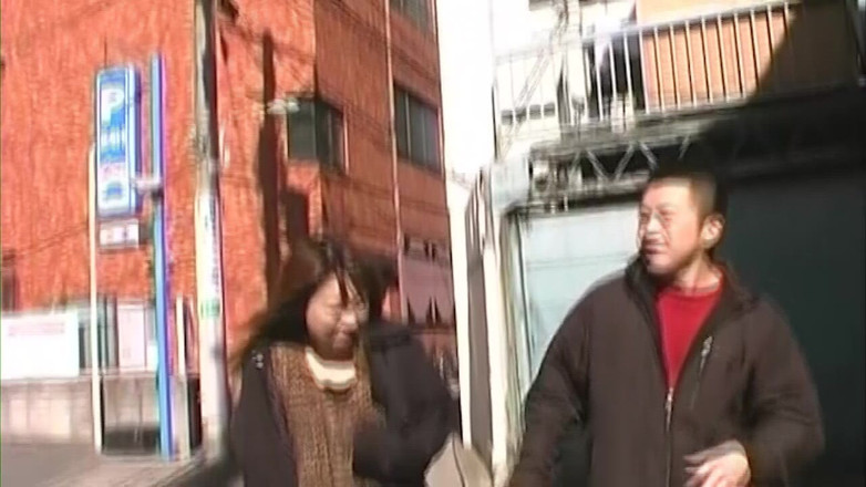 JapaneseAmateur: Pasangan dewasa asia lagi asik mainin toketnya yang berisiko