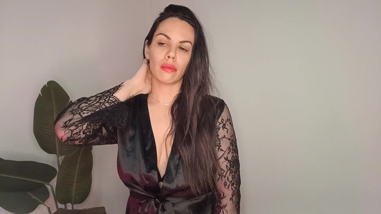 annikarain: Ibu tiri memukul Otk dan menghina batang kecil awak