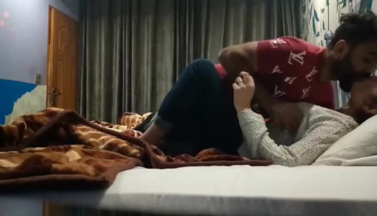 Dasi couple: Home Alone Call Form Boyfriend Come Fuck Me