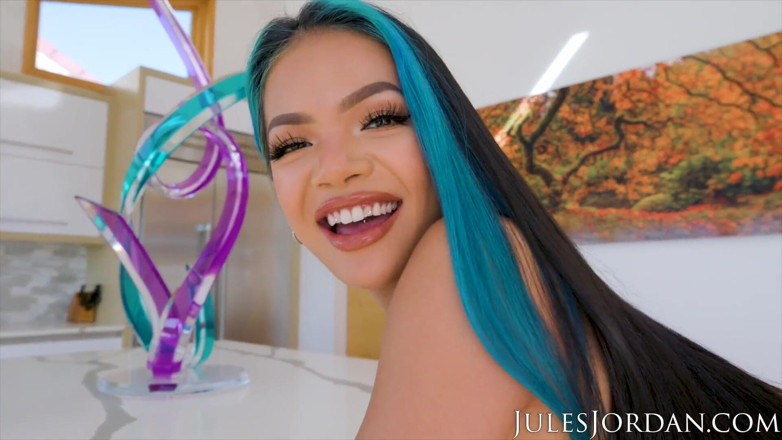 Jules Jordan: Egzotyczna Paisley Paige zostaje analnie zainicjowana przez Jaxa Slayhera