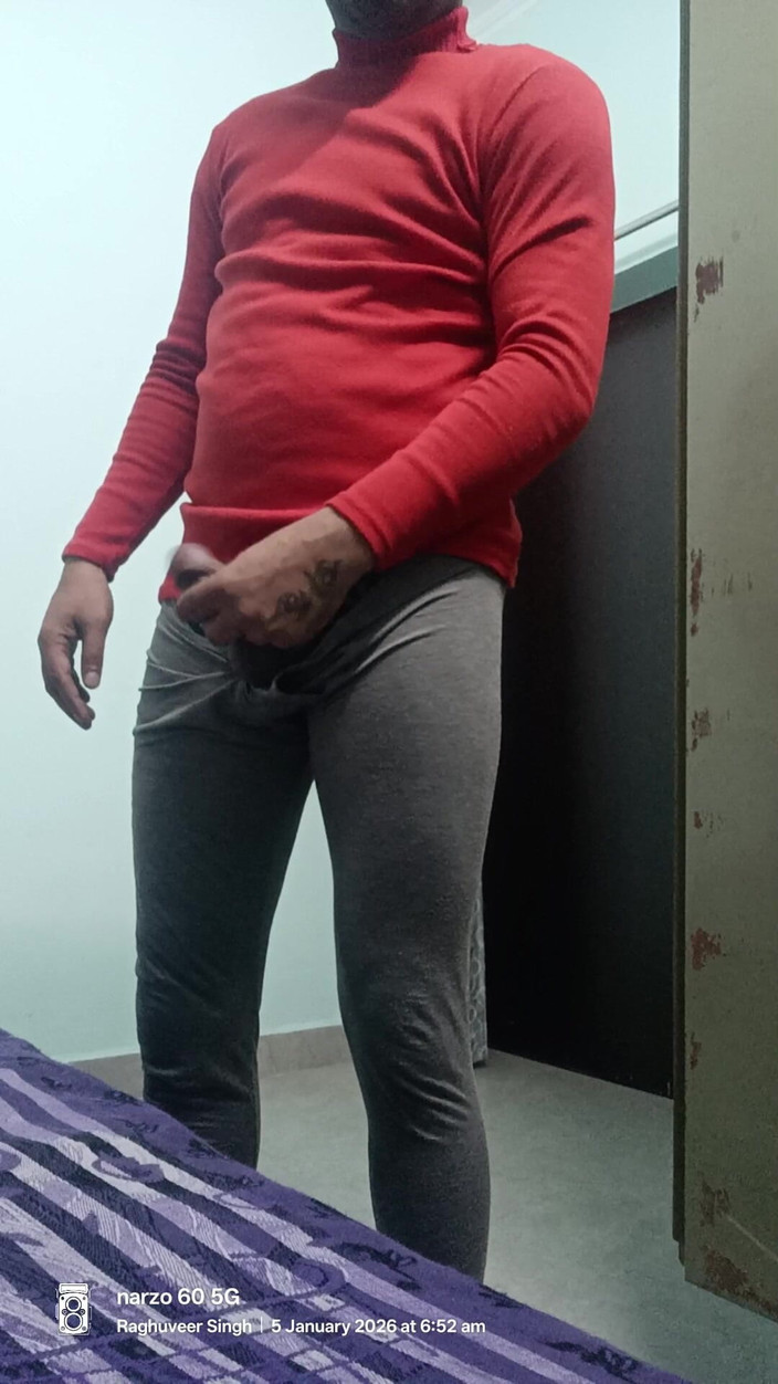 Rajasthani-old-lover: Indický desi muž si užívá s nevlastním otcem a policistou...