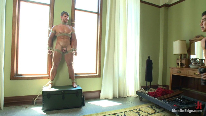 Men on Edge: Buschige blonde schamhaare