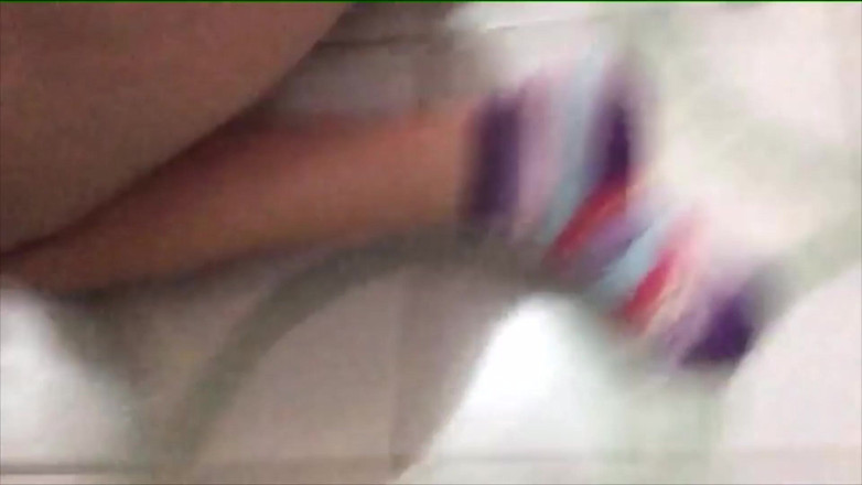 Adorable Teen: สาวลาติน่าผอมบางยอมจำนน เรียนรู้การยืดรูตูดด้วยนิ้วก่อน ทำให้น้ำเงี่ยนพุ่งเสียวมาก! อืมมม