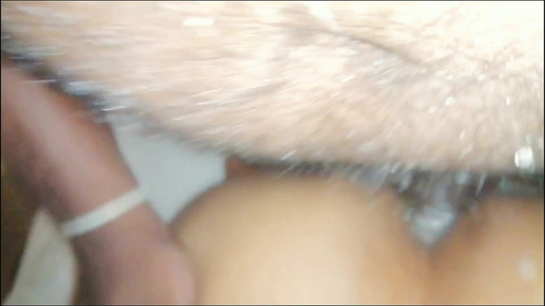 nilanthi69: Anal Pantat Besar Pasangan Desi