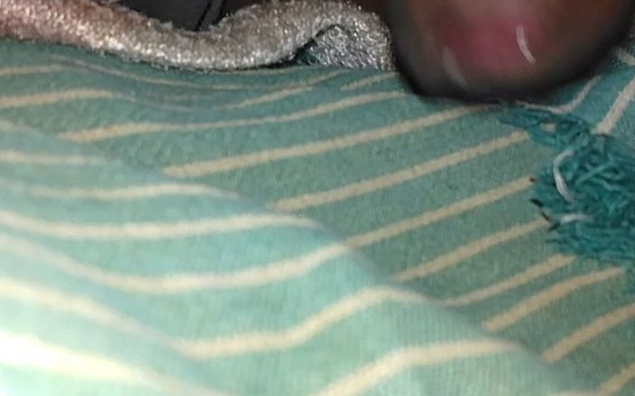 KasiJoseph: Großer schwanz solo-masturbation mit großem schwanz. Kasijo Sephh