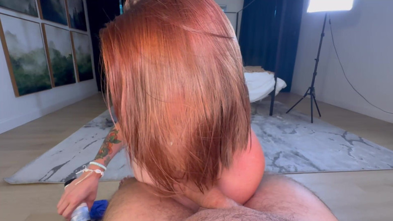 Island Boy Vids: Perdida nos peitos de Ella Bella