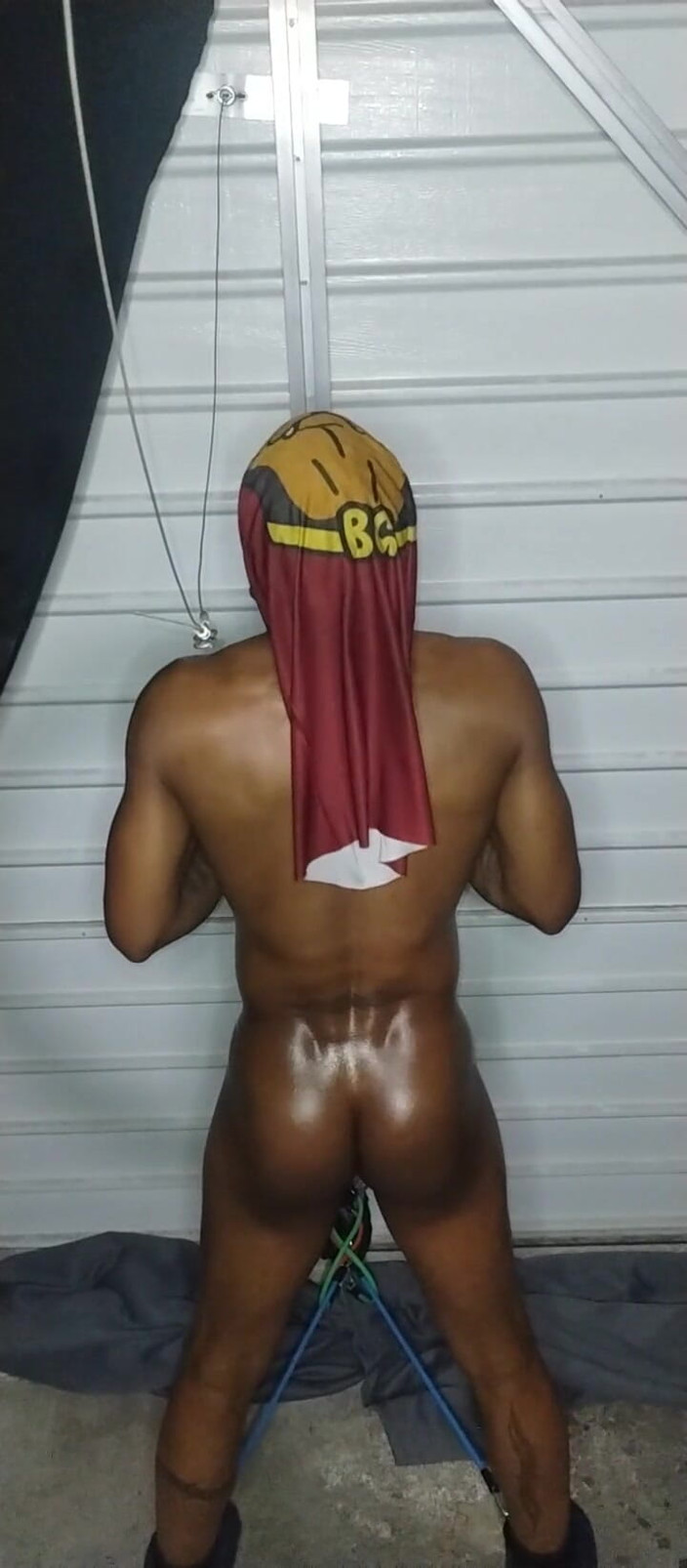 Batbunz: Cum Workout with Me