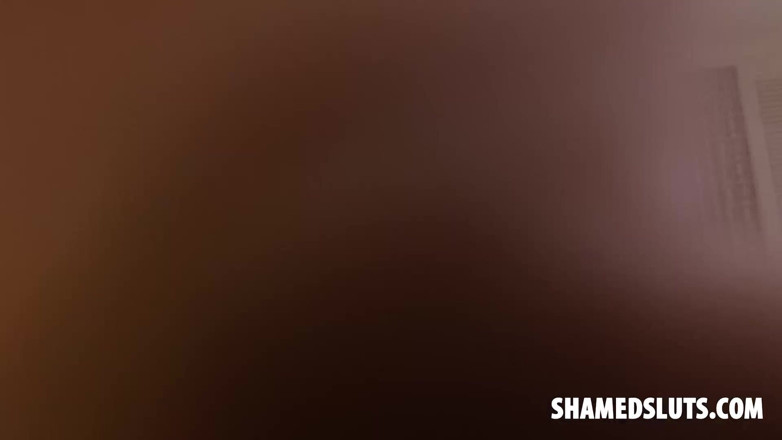 Shamed Sluts: Опозоримые шлюшки - Holly Hendrix - тайно шлюховатой падчерице опозорили