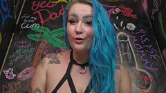 Luna Allora: Тренировка шлюшки у глорихола