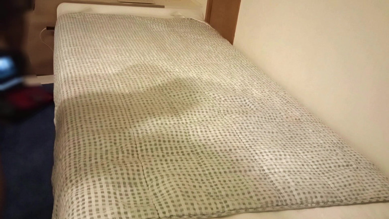 Mark Hannes: Höschen Hump Masturbation im Bett