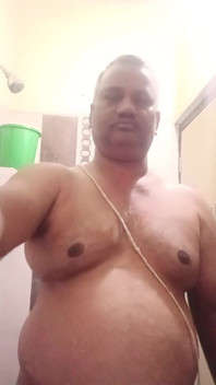 Cazzo primo piano grasso nudo