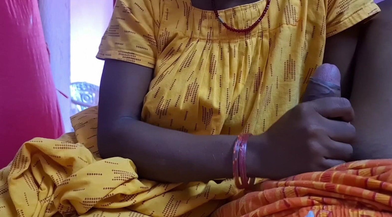 Sumaj: Pas getrouwde Indische Bhabhi