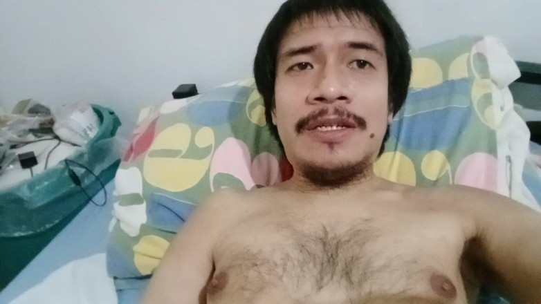 Piolo Alberto: Sitting to Lying Down Masturbation