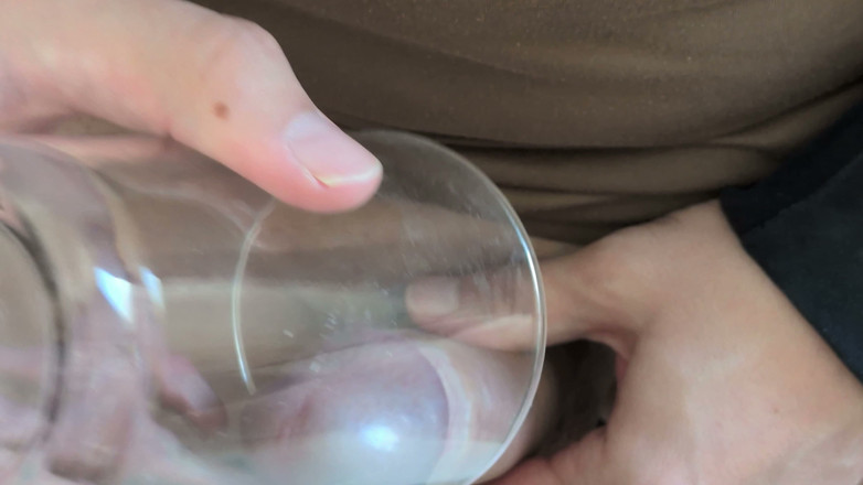 Kinkymah: Dirty Glass Play CoachingI - Baise un verre avec du sperme...