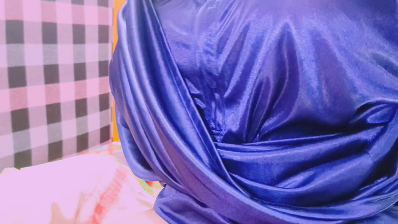 Telugu honey lips: Cheating wife. Indian housewife cheating husband. Fucking stepuncle. Telugu dirty...