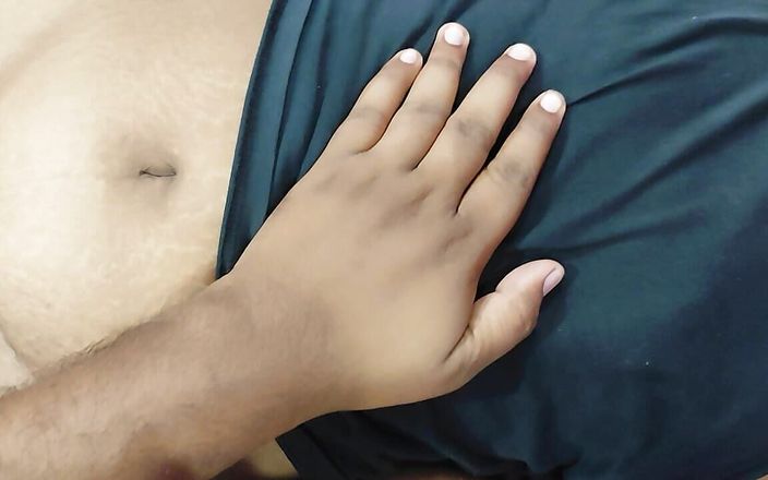Suryasushma: 애인에게 후장을 보여주는 핫한 새엄마