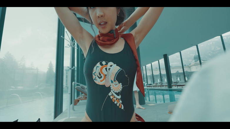 DaringKiara: 昨天我住在一家酒店，有一个美丽的水疗中心