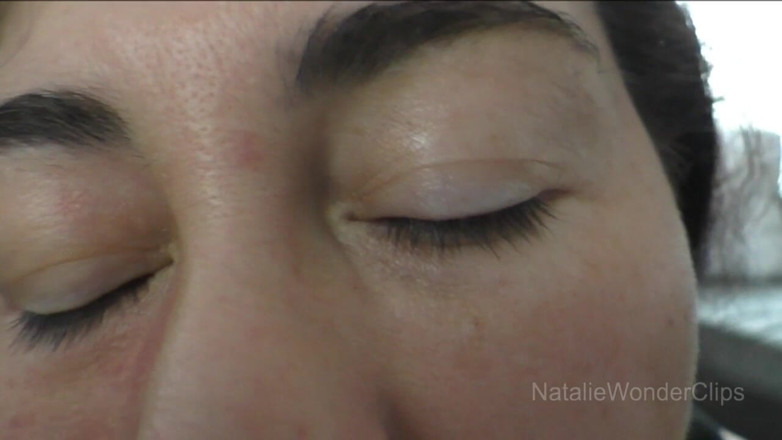 Natalie Wonder: Baiser le visage avec sa belle-mère