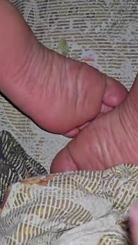 Üvey anne ile ani gece seksi