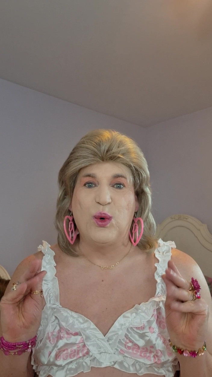 Victoria Lecherri: Sexed up maminsynek suka!