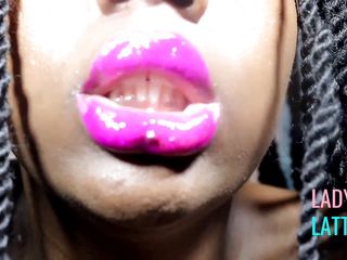 Chy Latte Smut: Lèvres roses érotiques