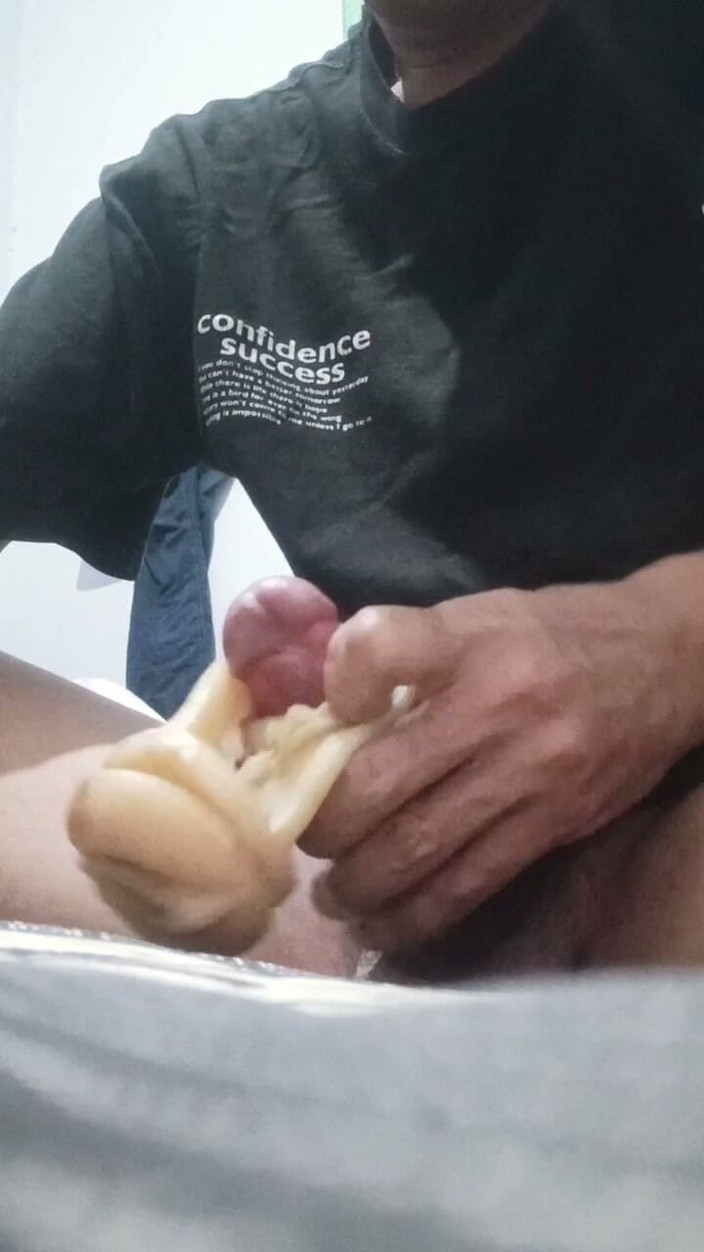AdmHell: Dick Toys