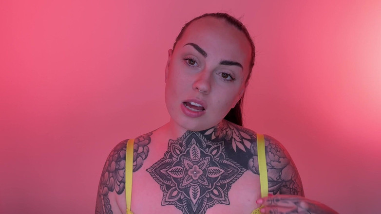 Miss Valentina: Umiliazione del bagno