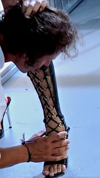 Prison heat- le guardie si sottomettono in un'orgia anale dietro le sbarre