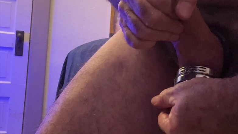 OhTrevor: Jack bola berwajaran besar Ohtrevor untuk memancut mani MM M