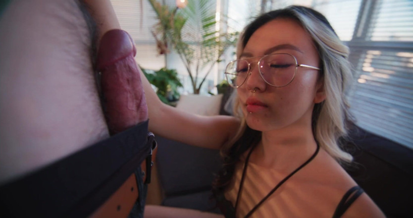 TheMindofTommy: Piega la nuova ragazza sul mio divano