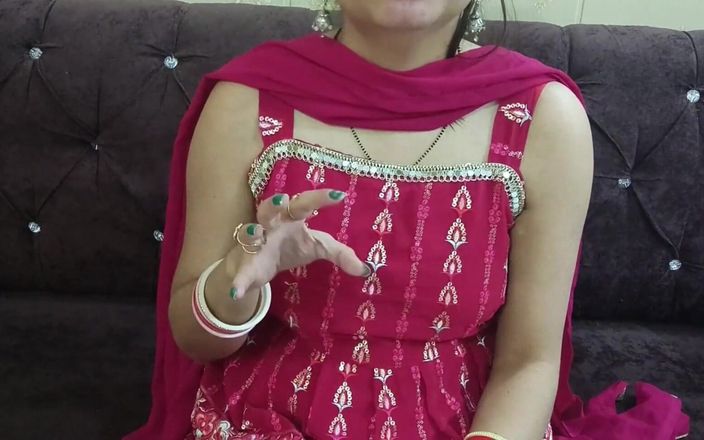 Saara Bhabhi: 印地语性爱故事角色扮演 - 印度德西萨拉哥与德瓦一起庆祝情人节