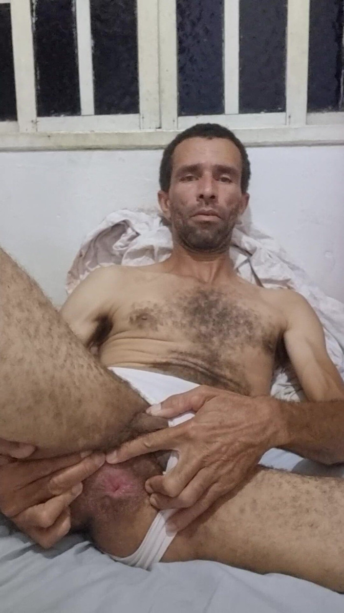 osmar1221: Taking off Her Clothes and Masturbating for the Whole World...
