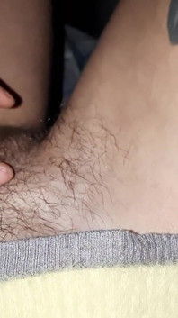 Nos masturbamos en una choza para que nadie sepa que somos lesbianas