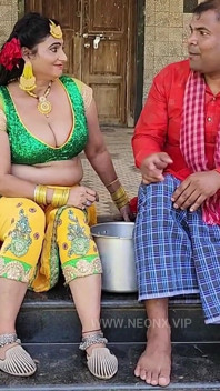 Desi Dhoodhwali hardcore sex med House Ownar