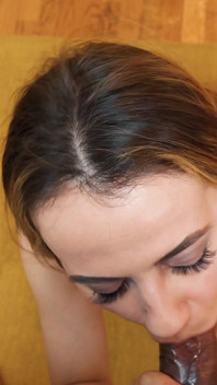 Matură sexy rusoaică Ruby Shades cu muie interrasială cu pulă mare și neagră