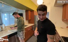 Bi 3 way hotttt A la mierda Sesh - detrás de escena