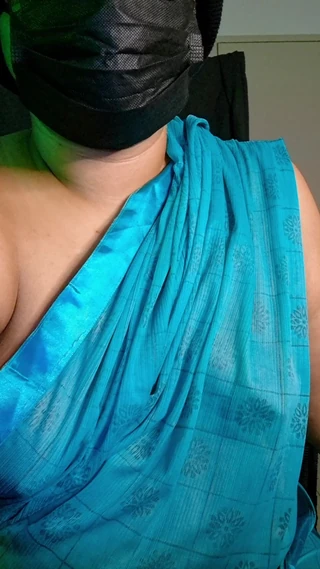 Gioco di ruolo video fantasy - seduzione tamil stepmum in green Saree