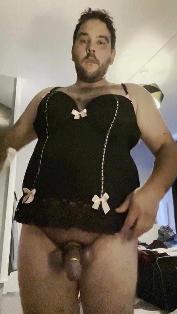 Shaun Cbt: チンポと金玉は、極端な乳首クランプとバットプラグでボンデージで紫色に変わり、ちょっとした女装で