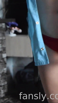Een van mijn zeer hete solo-video's#solo #squirt #amazing #wife #masturbate #orgasm #glass #real #amateur #boobs #ass