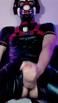 Cum-soaked Hand Job Fuels Wild Latex Dream