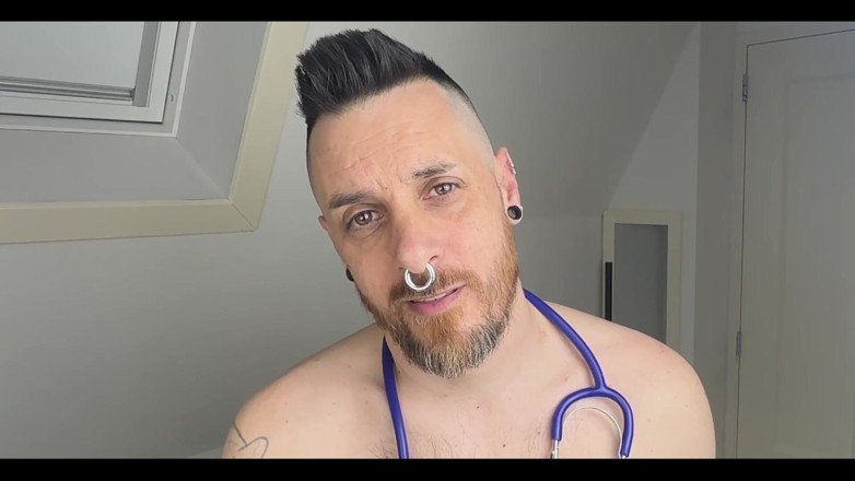 Maxx Obsidian: Asmr - Dr Max está obsesionado contigo