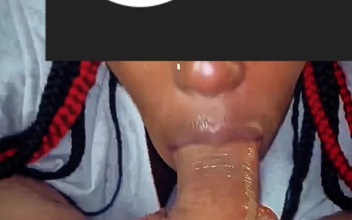 Noblelove: La ragazza nera succhia il cazzo nero succhia un pompino...