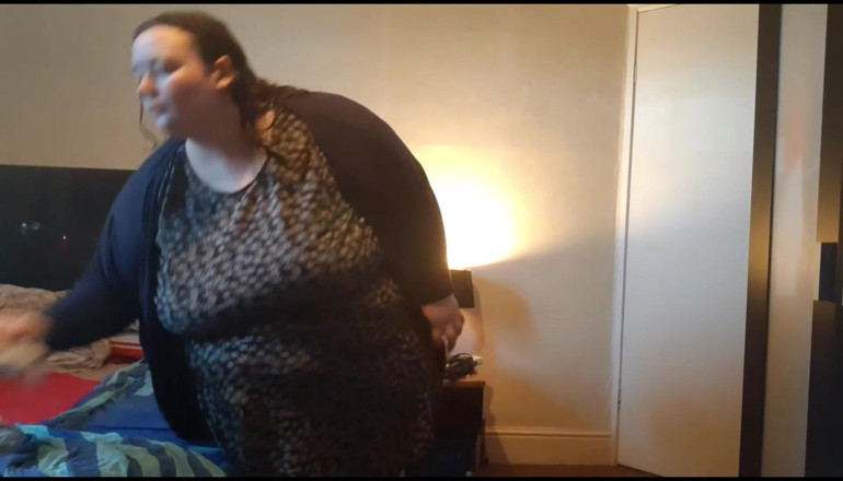 SSBBWLadyBrads: SSBBW gets changed after the shower