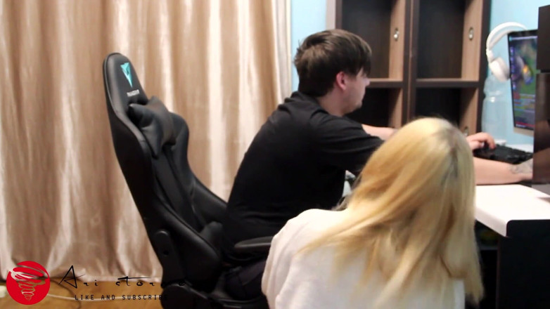 AurelliaCreampie: Big Ass Sexwife Cheats on Her Boyfriend with a Friend...
