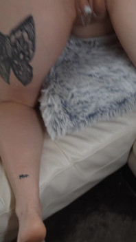 Un beau-fils se fait sodomiser par sa belle-mère en cadeau d’anniversaire