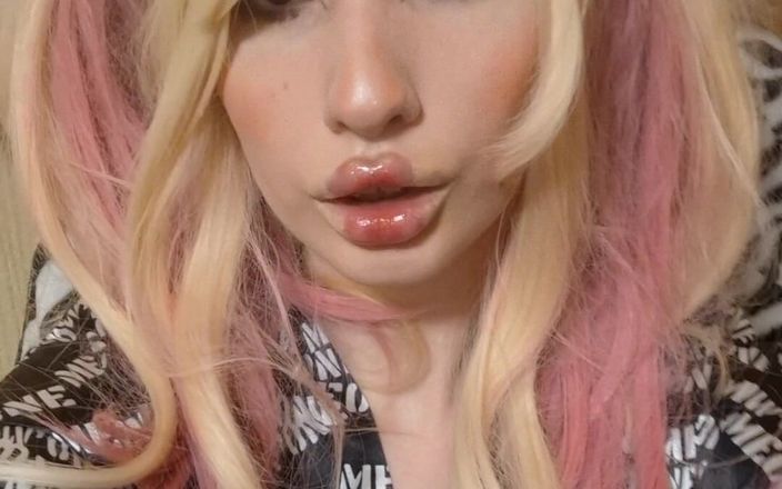 ElzaKom: Dolce ragazza elza kom