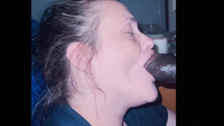 Magic gums: Magic Gums adore servir une grosse noire