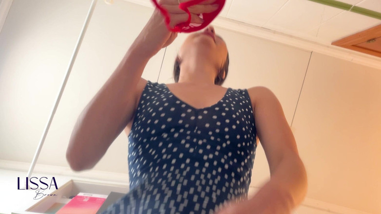 Lissa Brown: Em primeiro plano - você é um banheiro humano